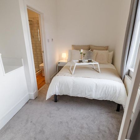 Sapphire Home Stay Liverpool Ngoại thất bức ảnh