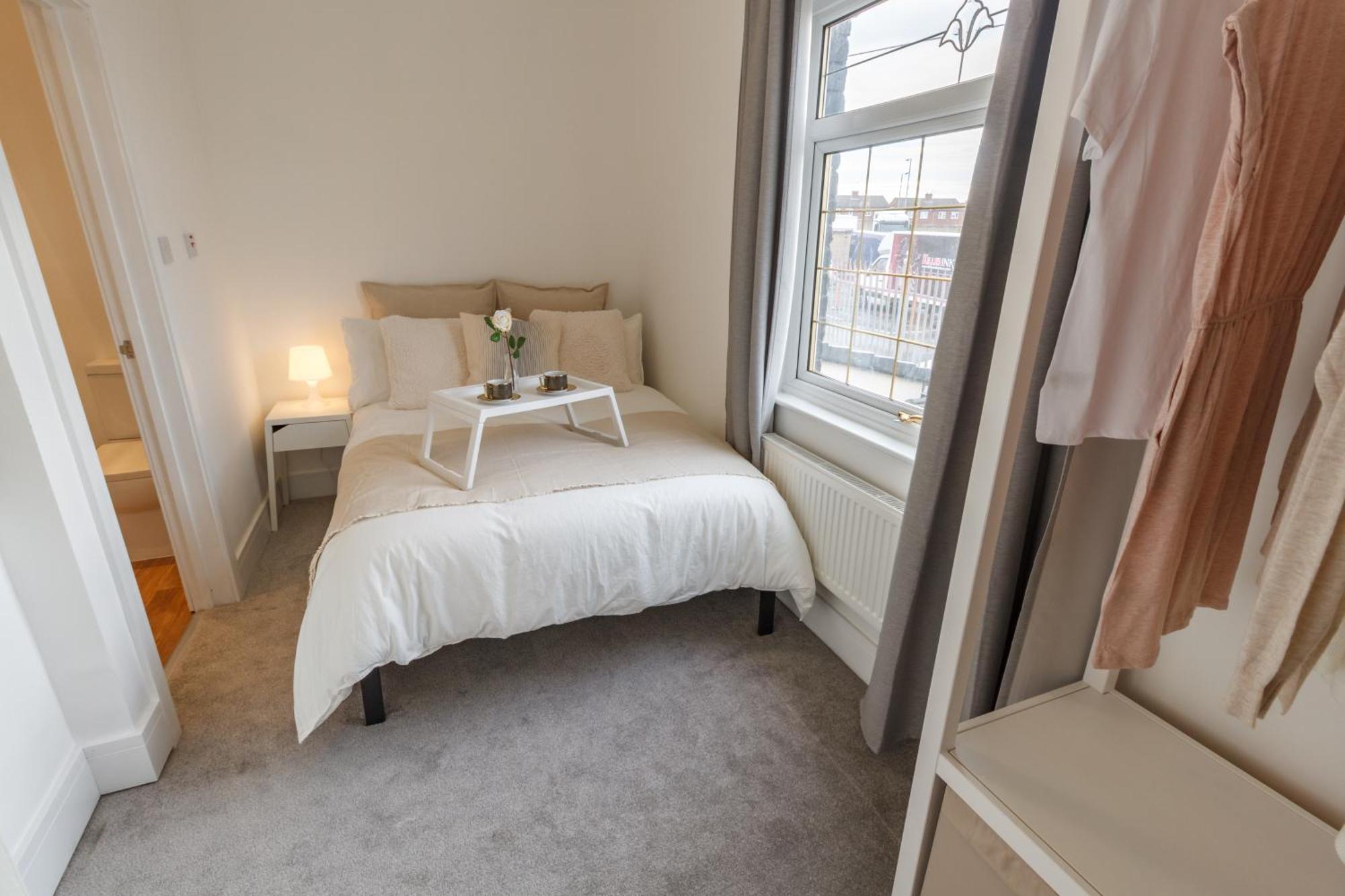 Sapphire Home Stay Liverpool Ngoại thất bức ảnh