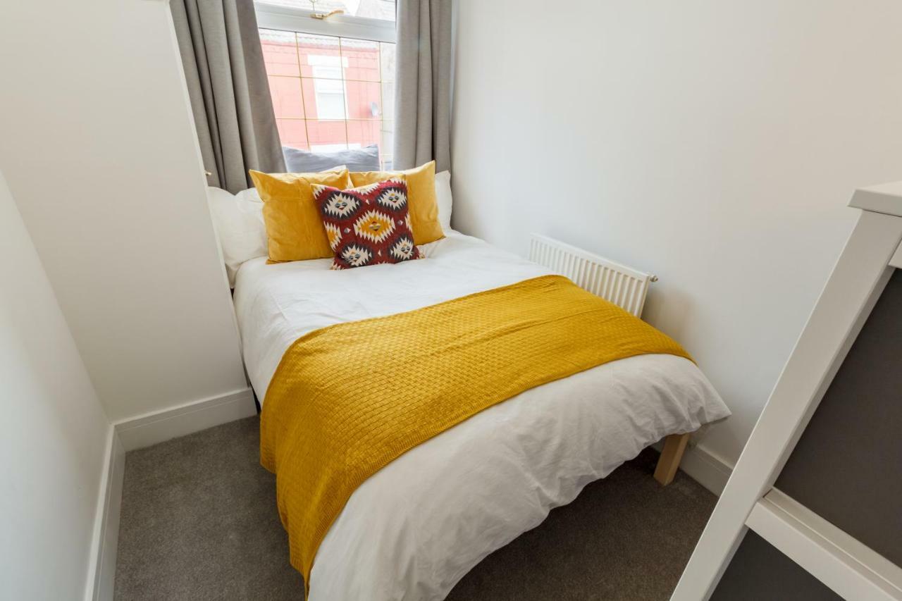 Sapphire Home Stay Liverpool Ngoại thất bức ảnh